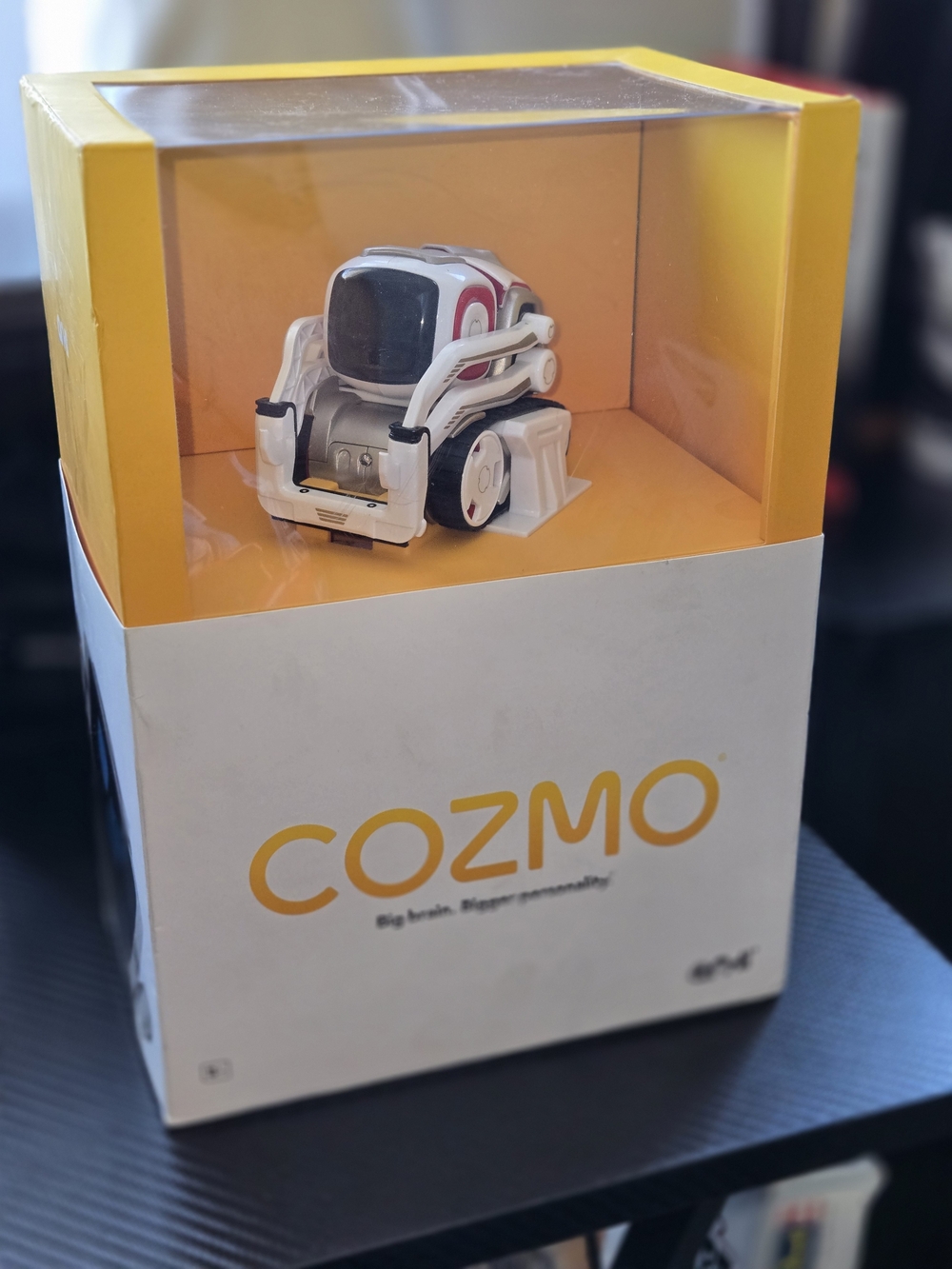 NEW Anki Cozmo Robot Toy With Cubes And Charger